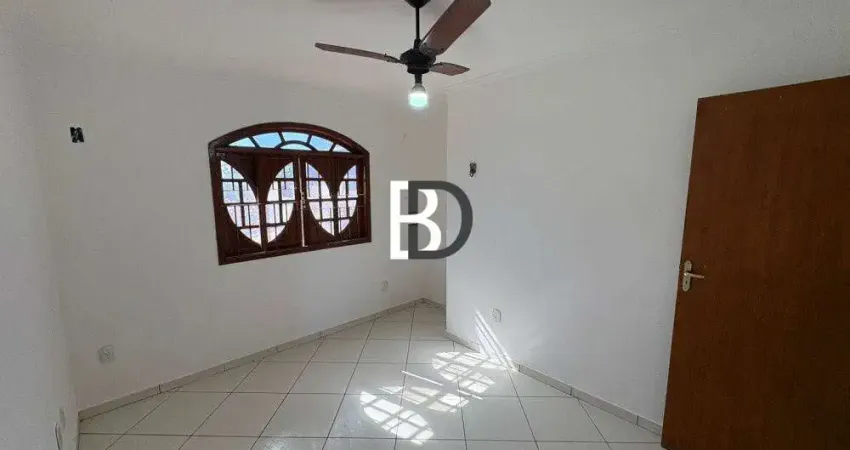 Casa com 3 quartos à venda na Rua Márfim, Ouro Verde, Rio das Ostras