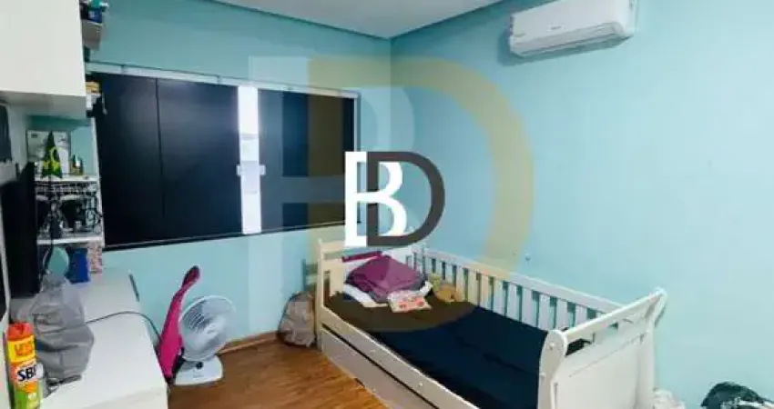 Casa com 3 quartos à venda na Avenida Ricardo Muylaert Salgado, Vale dos Cristais, Macaé