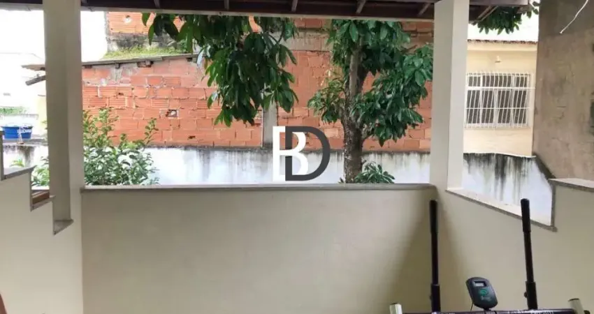 Casa com 4 quartos à venda na Beco Jandira Perlingero, Centro, Macaé