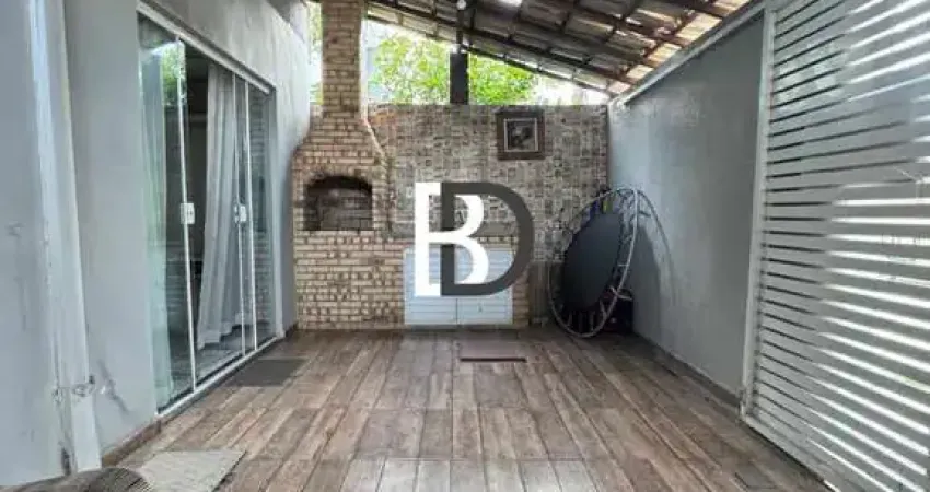 Casa com 2 quartos à venda na Rua Rua Nova Iguaçu, 10, Jardim Mariléa, Rio das Ostras