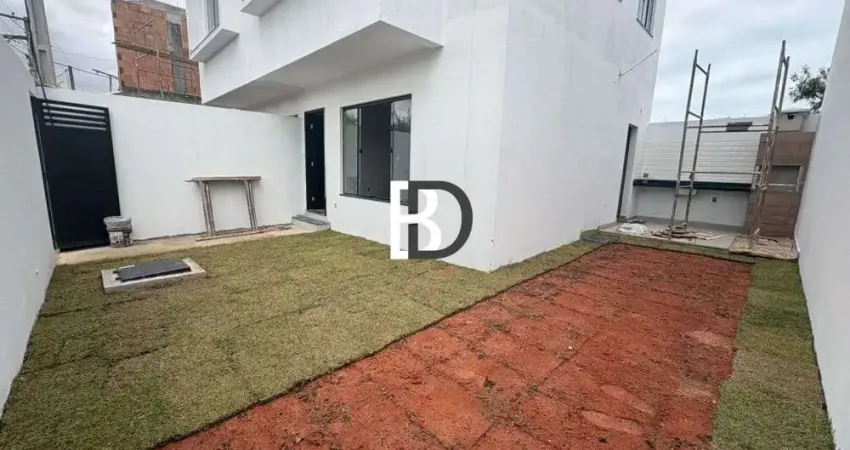 Casa com 2 quartos à venda na Rua Rua Yolanda Cardoso, 10, Vale das Palmeiras, Macaé