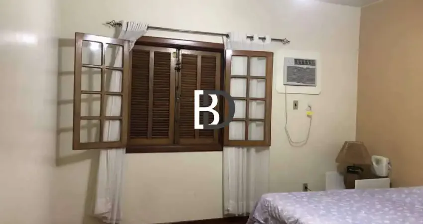 Casa com 3 quartos à venda na Rua João Batista de Lima, Riviera Fluminense, Macaé