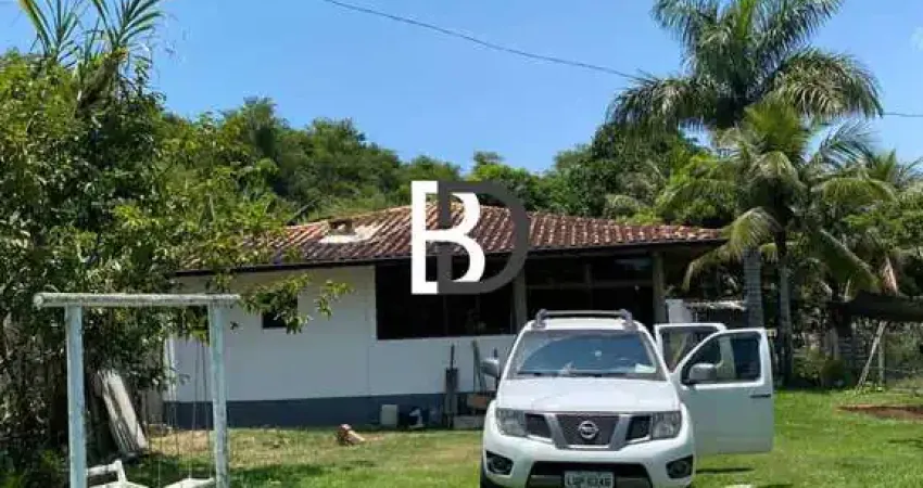 Chácara / sítio com 3 quartos à venda na Rua Rua Noemi, 10, Cantagalo, Rio das Ostras