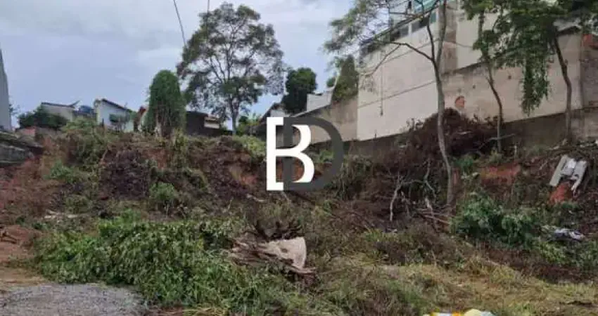 Terreno à venda na Rua Porto Alegre, 10, Riviera Fluminense, Macaé