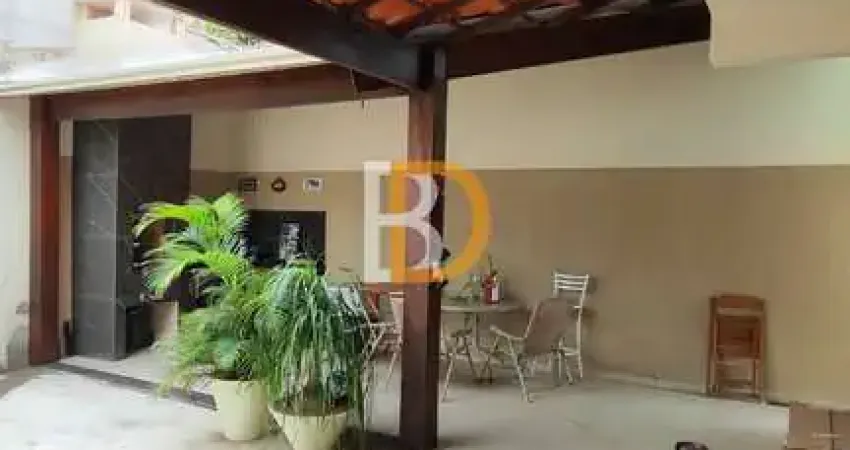 Casa à venda na Rua Nova Iguaçu, Jardim Mariléa, Rio das Ostras