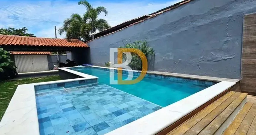 Casa independente com piscina a passos do mar em Geribá, Armação dos Búzios