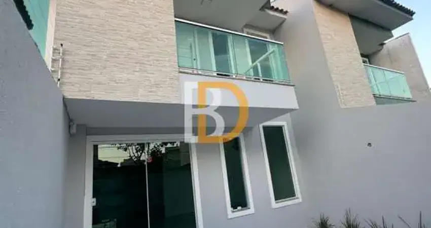 Casa com 3 quartos à venda no Granja dos Cavaleiros, Macaé