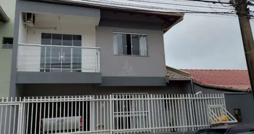Casa com 3 quartos para alugar no Gravata, Navegantes 