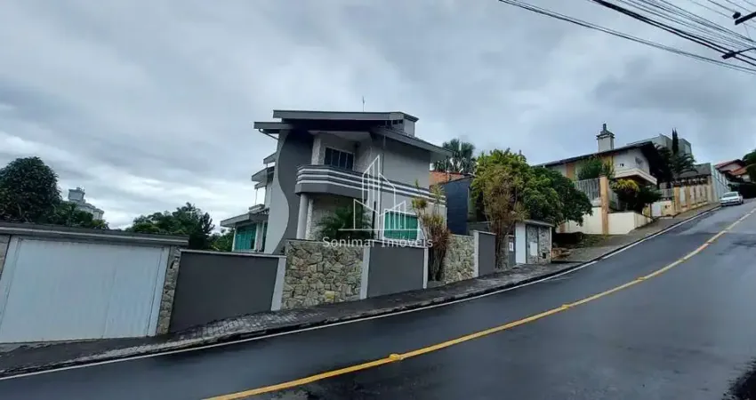 Casa com 3 quartos à venda no Centro, Gaspar