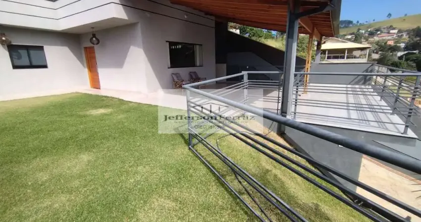 Linda casa térrea a venda 3 dormitórios em Santana do Parnaíba
