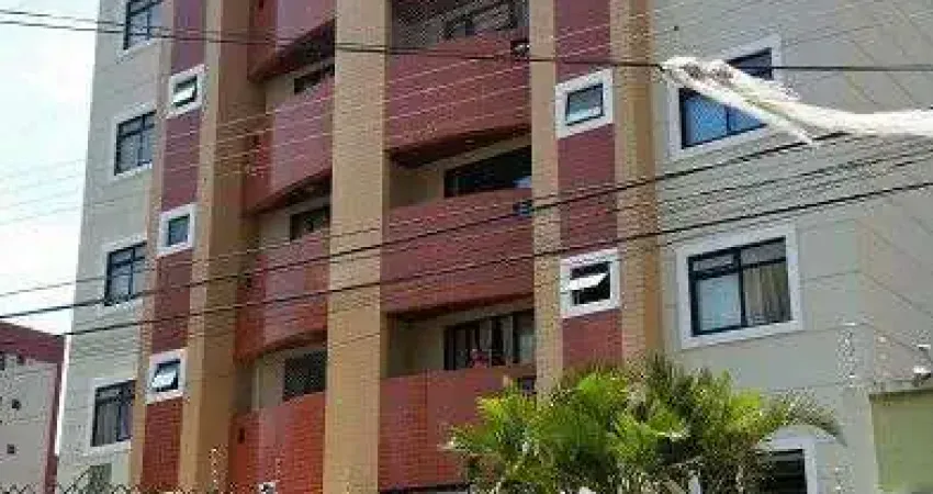 Apartamento à venda no Edifício Montserrat no Centro