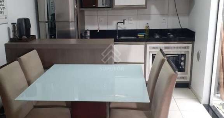 Sobrado geminado 2 dormitório lavabo bairro Cidade Nova Itajaí/SC