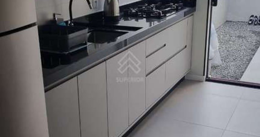 Casa geminada Mobiliada 2 dormitórios sendo 1 suíte