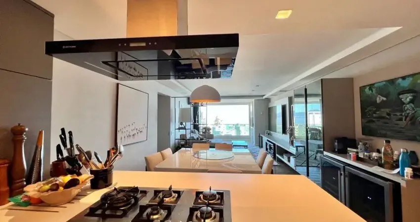 Apartamento de 3 quartos (1 suíte) com 140 m2 na avenida trompowsky