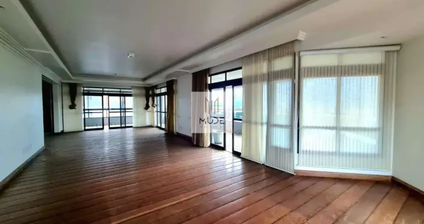 Apartamento no Condomínio Portal do Jardim - 3 Suítes Amplas - 320m² - Vista Panorâmica - No Centro de Feira de Santana - Bahia