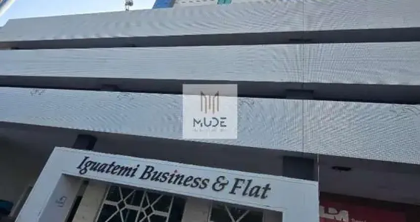 Sala Comercial à Venda ou Locação no Iguatemi Business & Flat - 55,35m², 2 Vagas de Garagem - Em Salvador