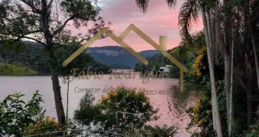 Sítio para Venda em Rio dos Cedros, Barragem Rio Bonito, 4 dormitórios, 2 banheiros, 1 vaga