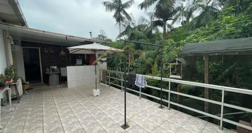 Casa para Venda em Blumenau, Progresso, 3 dormitórios, 1 banheiro, 3 vagas