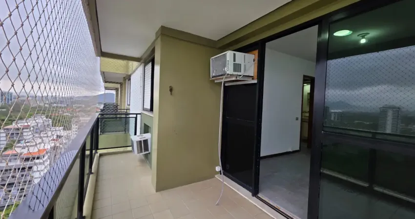 Barrabella | lateral mar | vista livre | vazio | praia da barra