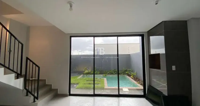 Sobrado novo à venda no bairro Paraíso em Chapecó com piscina e 3 dormitórios