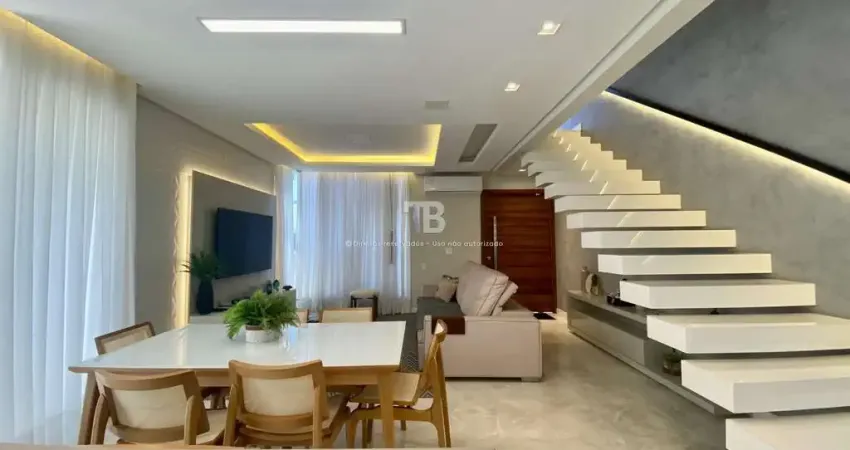 Casa sobrado mobiliada à venda no Bom Retiro em Chapecó com piscina e 4 quartos