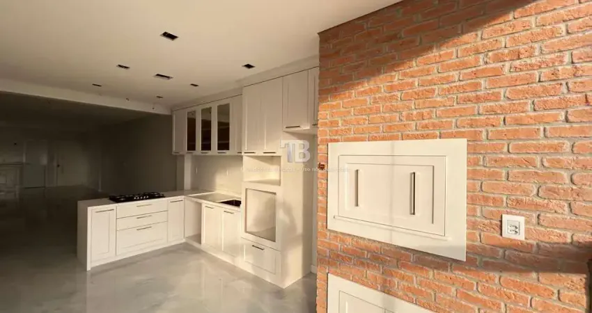 Apartamento novo semimobiliado com 3 quartos e 3 vagas no Centro de Chapecó