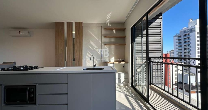 Apartamento novo com 2 suítes, 2 vagas e espaço gourmet no Presidente Médici