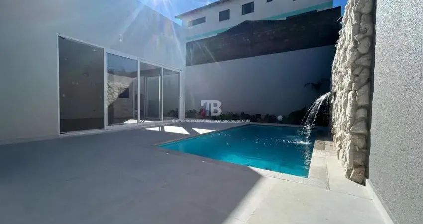 Casa com 3 quartos, suíte, piscina e 4 vagas à venda no Santa Maria, Chapecó