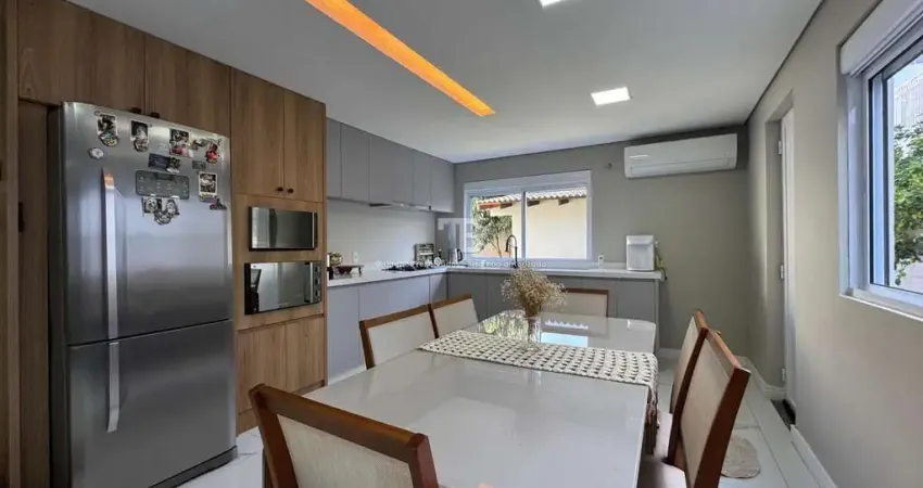 Casa à venda com 3 quartos, 2 vagas e churrasqueira no bairro paraíso, chapecó