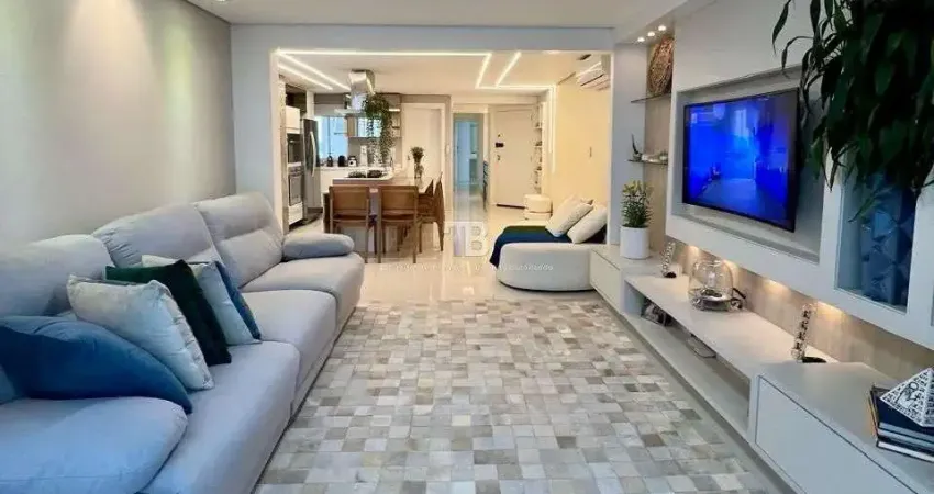 Apartamento semimobiliado com 2 suítes e 3 vagas no centro de chapecó