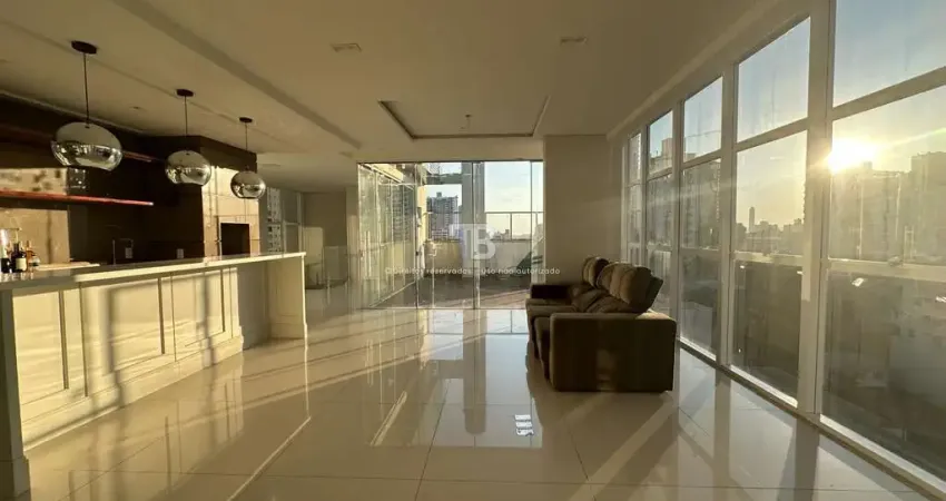 Cobertura semimobiliada com 3 suítes à venda no centro de chapecó