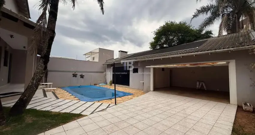Casa mobiliada com 3 suítes e piscina no bairro jardim itália em chapecó