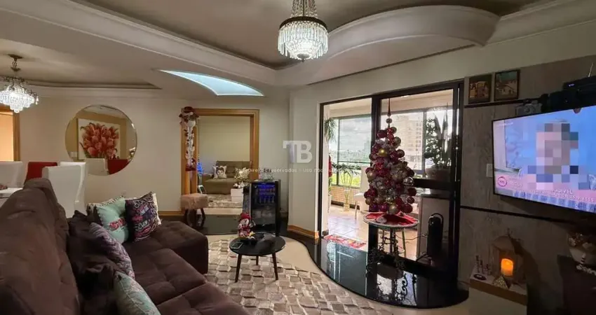 Apartamento semimobiliado com 3 quartos e 2 vagas à venda no centro de chapecó