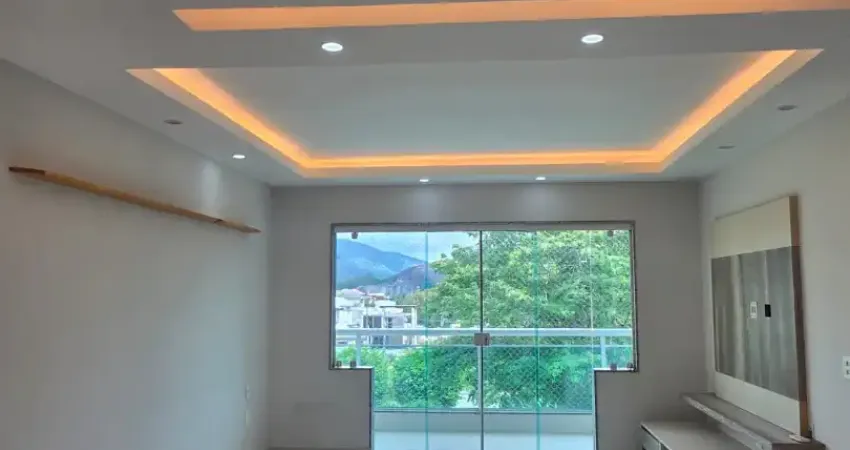 Cobertura com 2 quartos para alugar na Rua Ati, 17, Tanque, Rio de Janeiro