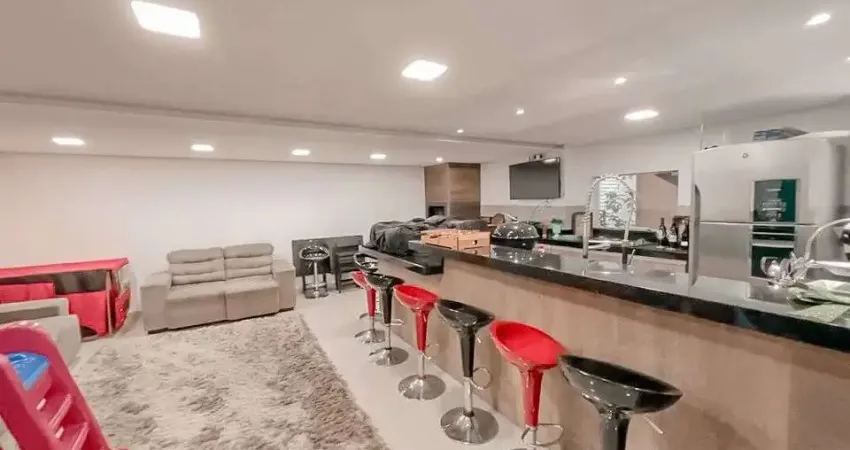 Excepcional sobrado à venda em condominio fechado em franco da rocha