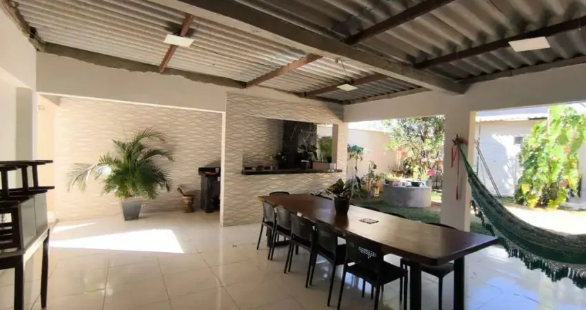 Casa com 3 quartos à venda na Rua Aristóteles, Villa Deifiore, Aparecida de Goiânia