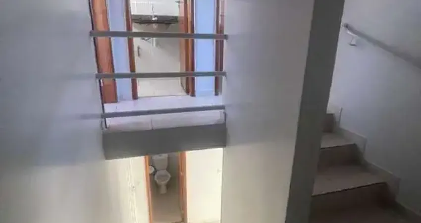 Sobrado em condomínio fechado de 3 qtos por 400 mil aparecida de goiânia