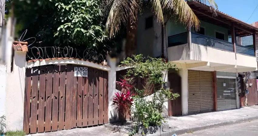 01 casa grande, 02 aps e 02 lojas – rio das ostras  por 550.000,00