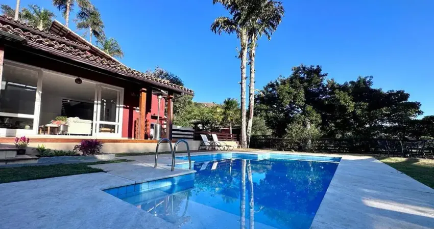 Excelente casa para locação com mobília em itaipava, petrópolis, rj