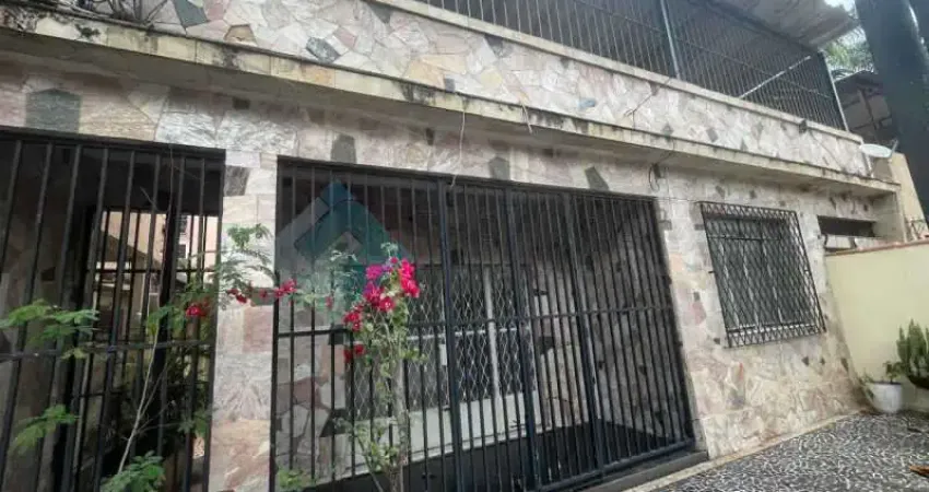 Casa com 3 quartos para alugar na Rua Almeida Bastos, Encantado, Rio de Janeiro
