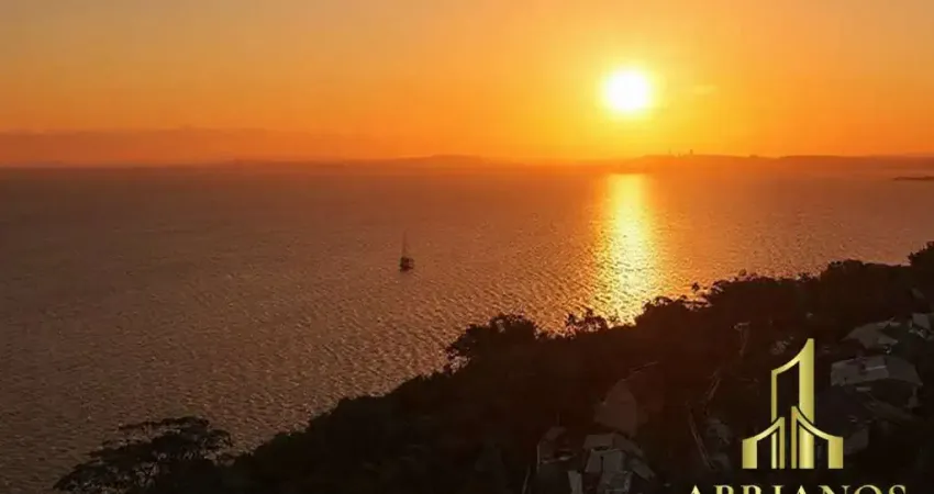 Casa em condomínio fechado com 3 quartos à venda na Rua Simão Bolívar, 915, Vila Conceição, Porto Alegre