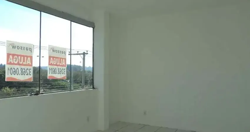 Sala comercial para alugar na Avenida Edgar Pires de Castro, 503, Hípica, Porto Alegre