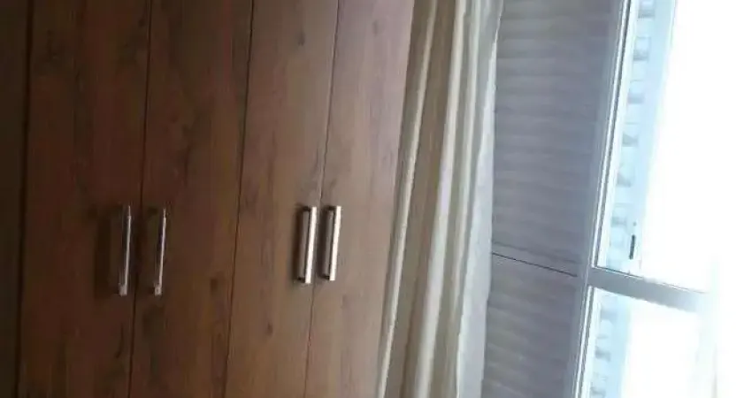 Sobrado à Venda na Saúde, São Paulo-SP: 3 Quartos, 1 Suíte, 2 Salas, 3 Banheiros, 2 Vagas, 190m² de Área