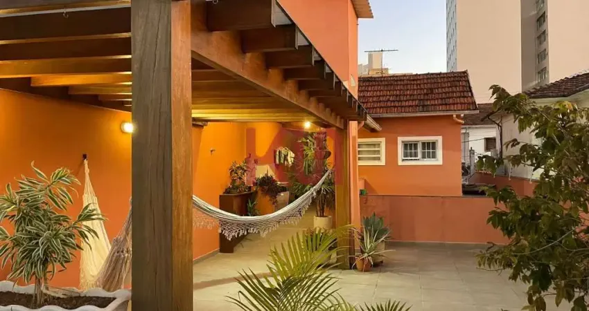 Imperdível casa à venda em são paulo-sp, cambuci: 3 quartos, 3 suítes, 5 banheiros, 4 vagas e 296m² de puro conforto!