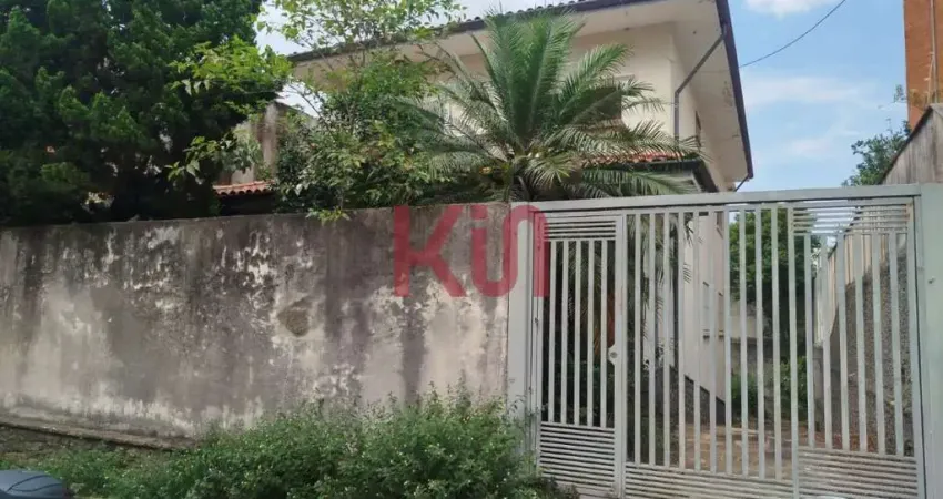 Imperdível: Casa à venda em São Paulo-SP, Vila Monumento, 4 quartos, 2 suítes, 2 salas, 4 banheiros, 8 vagas de garagem!