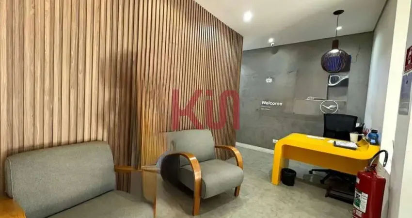 Sobrado Comercial de Alto Padrão no Cambuci 4 Salas, 6 Banheiros, 1 Vaga 380m² Venda ou Locação em São Paulo-SP