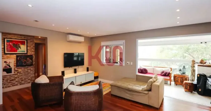 Venda de Apartamento de 3 Quartos na Vila Gumercindo, São Paulo-SP: 115m², 1 suíte, 1 sala, 4 banheiros, 2 vagas.