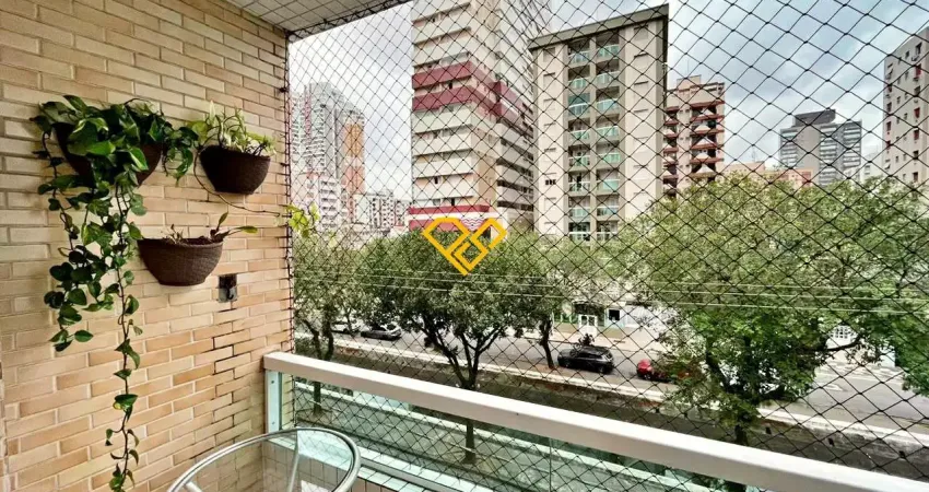 2 quartos ,1 vaga, wc,1 quadra da praia , varanda , reformado , pompéia - santos