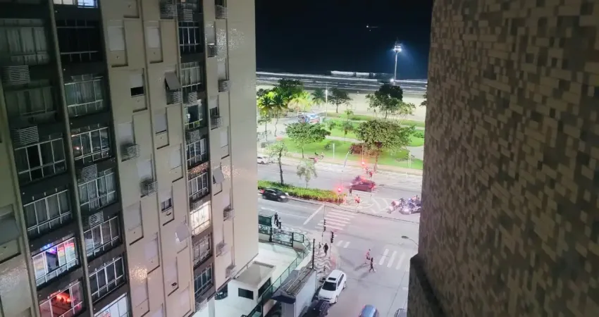 2 quartos ,vista ao mar,frente praia 50m²,1 vaga - aparecida - santos