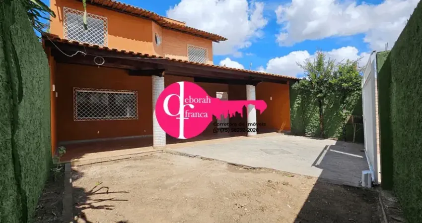 Alugo casa com tres suites proximo a av getulio vargas em feira de santana bahia